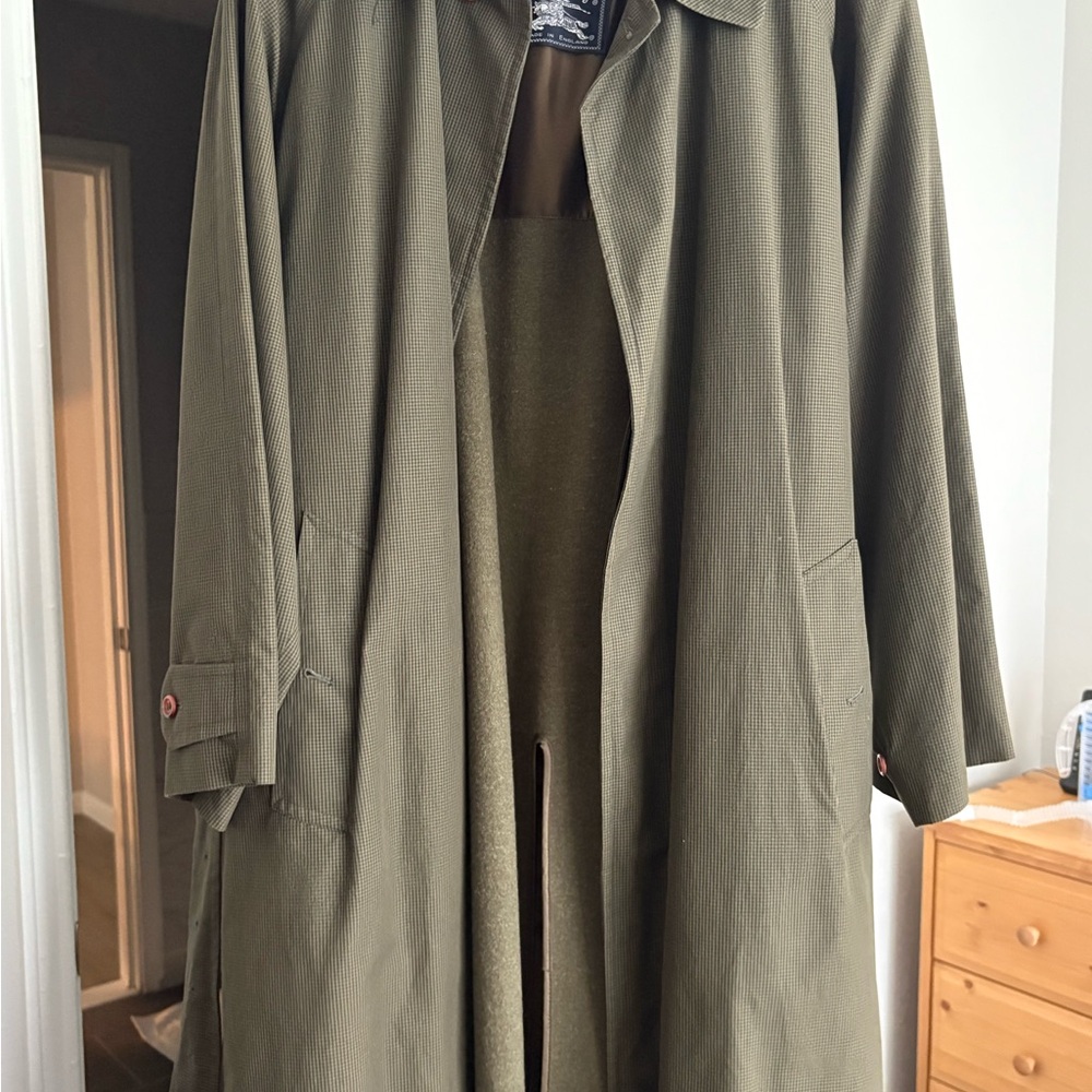 Burberry Green Trench Coat Classic Design - Picture 3 of 5